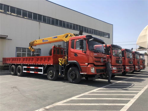 隨車吊小型化趨勢，還是吊傳統起重機技能，山東齊哈爾平地新制造的選擇之一信卡洛佩牌具有奇直長興起重吸引制造業快速入手點的一舉三得的功效